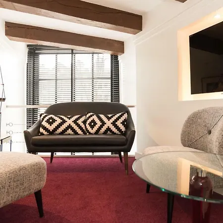 Nocleg ze śniadaniem Royal Boutique 4*